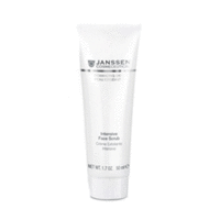 Janssen Demanding Skin Intensive Face Scrub - Интенсивный скраб 200 мл (без коробки) Janssen Demanding Skin Intensive Face Scrub - Интенсивный скраб 200 мл (без коробки)Скрабы для лица<br>Водорастворимый пилинг-крем, с закругленными от-полированными гранулами из косточек персика. Механический пилинг удаляет самый верхний слой ороговевших клеток благодаря абразивным частицам. Небольшие гранулы прекрасно эксфолиируют и предотвращают возникновение комедонов. Масло макадамии нежно ухаживает за кожей и повышает ее эластичность. Скраб выравнивает рельеф кожи, способствует ее регенерации, повышает эффективность дальнейших процедур.<br>Применение: Нанесите Intensive Face Scrub на чистую кожу лица и области декольте. Увлажненными пальцами нежно помассируйте на протяжении нескольких минут. Затем тщательно смойте теплой водой или удалите с помощью компрессов и нанесите тоник. Используйте 1-2 раза в неделю. Идеально подготавливает кожу к нанесению активных концентратов или автозагара.В салоне применять согласно регламенту процедуры.<br>Активные компоненты: Измельченные косточки персика, масло макадамии, комплекс увлажняющих компонентов.<br>Объем: 50 мл<br>