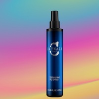 TIGI Bed Head Control Freak - Сыворотка для гладкости и дисциплины локонов 250 мл TIGI Bed Head Control Freak - Сыворотка для гладкости и дисциплины локонов 250 млУкладочные средства<br>Сыворотка Control Freak Serum борется с непослушными локонами, делает волосы очень гладкими и создает эффект глянца. Имеет нежирную легкую текстуру и приятный аромат груши. Защищает волосы от повышенной влажности и термического воздействия. Отлично подходит вьющимся волосам.Состав активных компонентов:- Глицерин, диметиконсополиол - смягчают и увлажняют волосы;- Гидроксиэтилцеллюлоза - уплотняет волосы.Применение: Нанесите сыворотку на влажные/сухие волосы и уложите их. Для идеального результата сочетайте с другими средствами Control Freak.Объём: 250 мл<br>