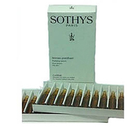 Sothys Oily Skin Purifying Serum - Сыворотка очищающая себорегулирующая 20*2 мл Sothys Oily Skin Purifying Serum - Сыворотка очищающая себорегулирующая 20*2 млСыворотки для лица<br>Мелкие воспаленные участки кожи, акне, черные точки следует устранять в самом их начале, но если даже вы упустили время, и воспаление уже началось, вы всегда можете обратиться за помощью к специалистам компании Sothys.Себорегулирующая Сыворотка Purifying Serum - это истинное спасение вашей внешности, если у вас жирная или проблемная кожа лица. Растительные экстракты в составе Сыворотки окажут незамедлительное воздействие на воспаленные участки кожи. Экстракт корня ириса флорентийского обладает мощным регенерирующим свойством, он быстро снимает воспаление за счет иммуномодулирующего и противовоспалительного эффекта. Экстракт исландского лишайника борется с микробами на поверхности кожи, предупреждая тем самым распространение воспаления. Цинк РСА ограничивает распространение бактерий Propionibacterium acnes, которые вызывают развитие акне, а также устраняет жирный блеск. Витамин А воздействует на все клетки кожи, регулируя их деление и регенерацию. Он способствует быстрому обновлению кожи, уменьшению пигментации и стимуляции синтеза коллагена. Аллантоин снимает шелушение, увлажняет кожу и помогает остальным активным веществам лучше проникать в глубокие слои эпидермиса.На коже сужаются поры, воспаления подсыхают и проходят, не оставляя следа, кожа приобретает матовое сияние.Активные компоненты: экстракт корня ириса флорентийского, цинк РСА, витамин А, экстракт ирландского лишайника, аллантоин.Способ применения: Небольшое количество Сыворотки Purifying Serum нанесите на предварительно очищенную кожу на проблемные места с помощью ватной палочки.Курс: Можно использовать курсом - утром и вечером - нанося на очаги воспаления. Или применять время от времени по мере необходимости.Объем: 20*2 мл<br>