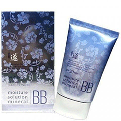 The Welcos Lotus Moisture Solution Mineral BB Cream - ББ крем минеральный 50 мл