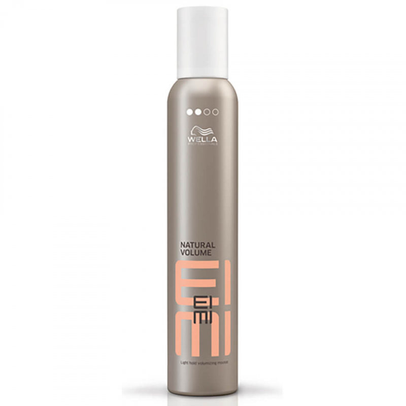 Wella Eimi Volume Natural - Пена для укладки легкой фиксации 300 мл