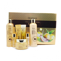 Deoproce Snail 5 Set - Набор улиточный уходовый (тоник + лосьон + крем для лица + крем вокруг глаз + ВВ крем) 760 мл