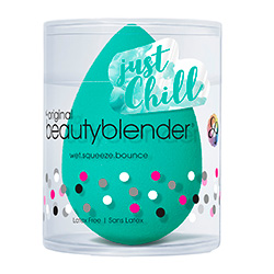 Beautyblender Сhill - Спонж в цвете аквамарин
