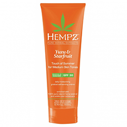 Hempz Yuzu & Starfruit Touch Оf Summer Medium Skin - Молочко солнцезащитное для тела с бронзантом темного оттенка юдзу и карамбола SPF 30 200 мл