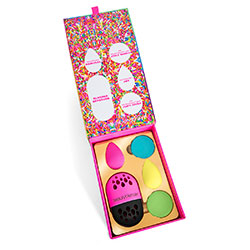 Beautyblender Blender's Delight - Подарочный набор (мини-мыло 2 шт, спонж 2 шт + защитный футляр)