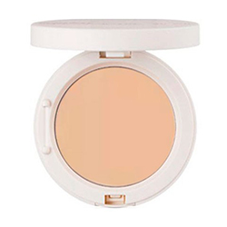 Innisfree Uv Whitening Pact SPF50+PA+++ True Beige - Пудра для лица тон 23 (истинный бежевый) 11 г