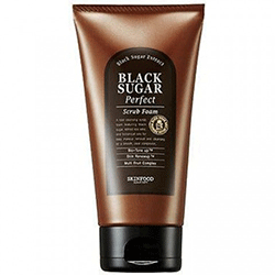Skinfood Black Sugar Perfect Scrub Foam - Пенка-скраб для умывания с экстрактом черного сахара 180 г