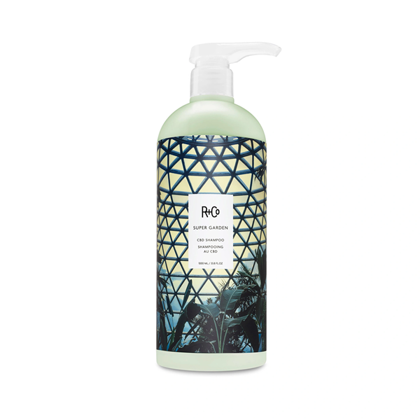 R+Co Super Garden Cbd Shampoo - Успокаивающий шампунь для волос "дивный сад" 1000 мл
