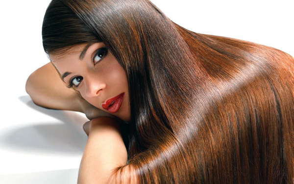 Frizz Dismiss от Redken – косметика для гладкости волос